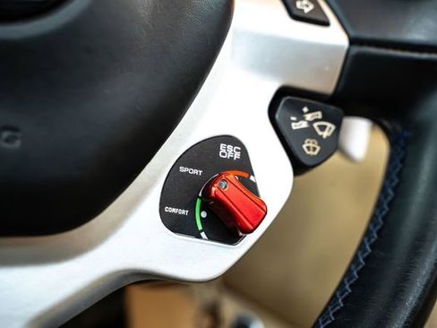 Used 2015 Ferrari California T RWD image 32
