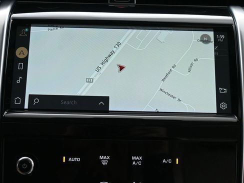 Used 2022 Land Rover Discovery Sport S AWD/4WD image 33