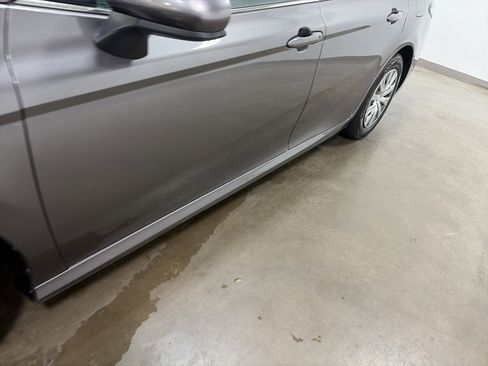 Used 2023 Toyota Camry LE image 10