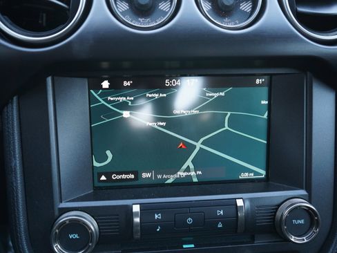 Used 2017 Ford Mustang Shelby GT350 w/ Electronics Package image 56