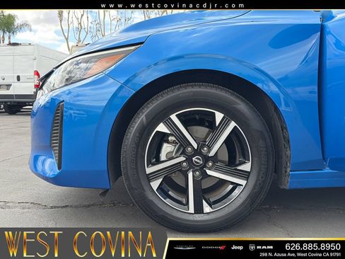 Used 2025 Nissan Sentra SV FWD image 13