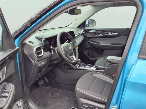 New 2026 Chevrolet TrailBlazer LT w/ Convenience Package FWD image 16