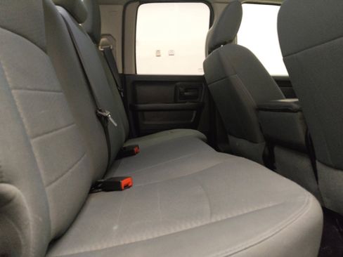 Used 2016 RAM 1500 Express w/ Black Ram 1500 Express Group RWD image 19