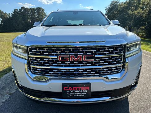 Used 2022 GMC Acadia Denali w/ Denali Technology Package image 2