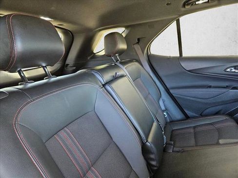 Used 2022 Chevrolet Equinox RS w/ LPO, Floor Liner Package image 20