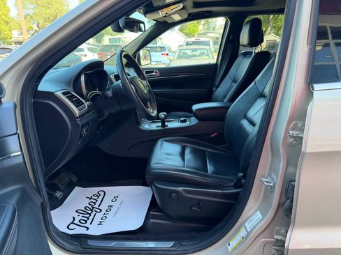 Used 2014 Jeep Grand Cherokee Limited AWD/4WD image 10