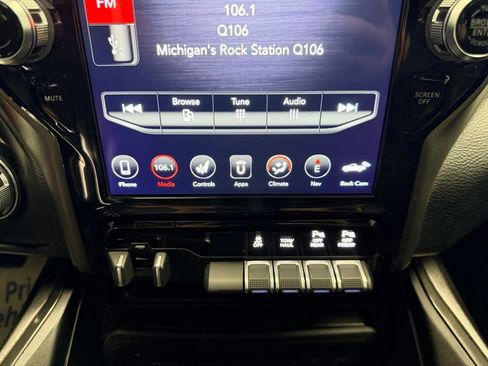 Used 2020 RAM 1500 Sport w/ Comfort & Convenience Group AWD/4WD image 13