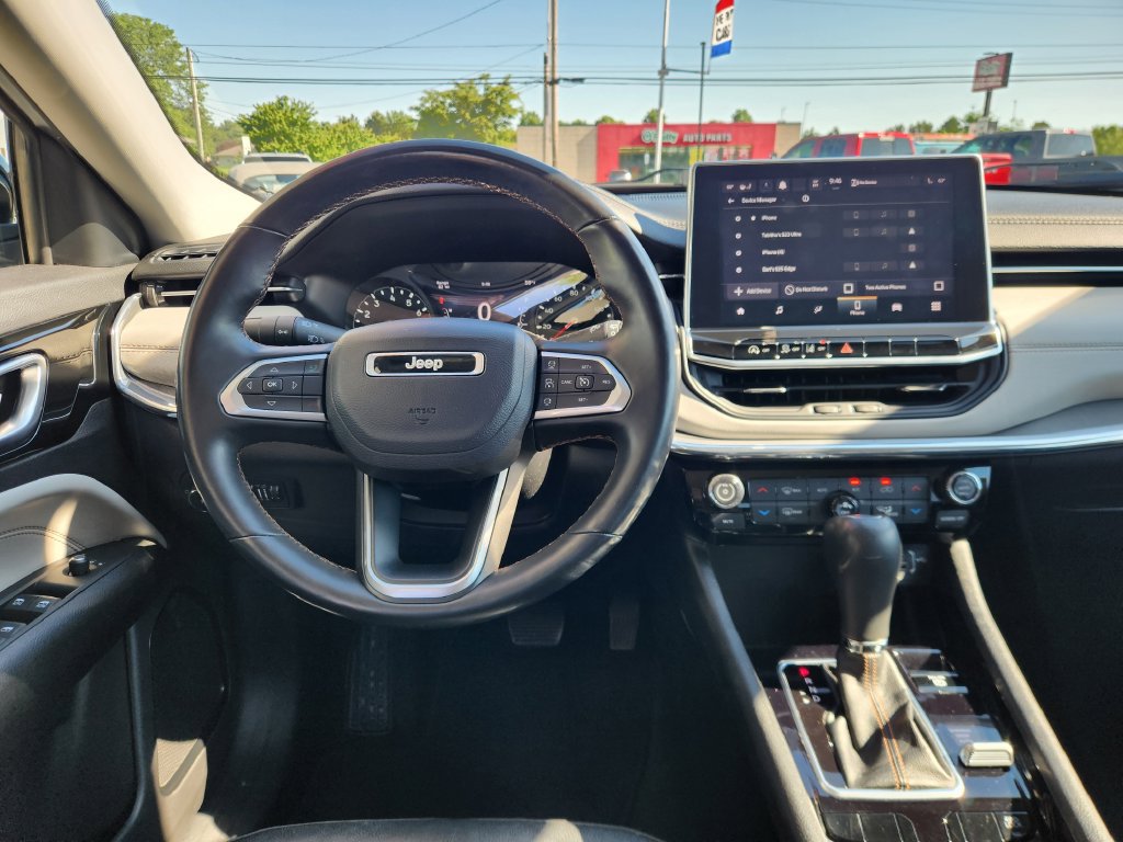 Used 2022 Jeep Compass Limited AWD/4WD image 18