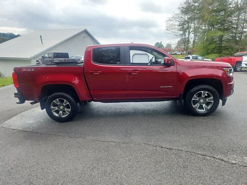 Used 2018 Chevrolet Colorado Z71 AWD/4WD image 6