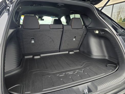 Certified 2025 Honda HR-V Sport image 16