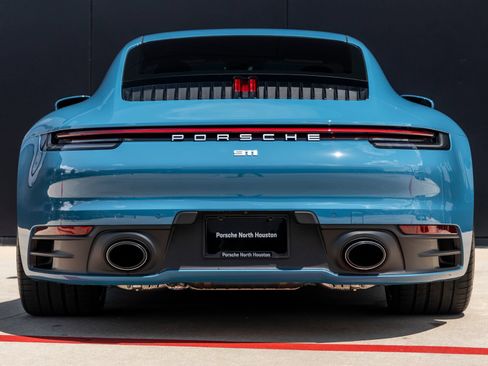 Certified 2023 Porsche 911 Carrera S RWD image 10