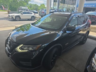 Used 2017 Nissan Rogue SV
