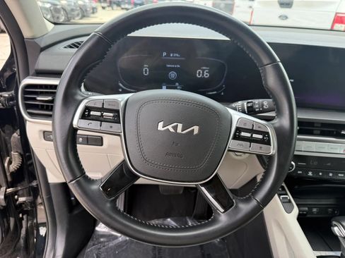 Used 2024 Kia Telluride S AWD/4WD image 23