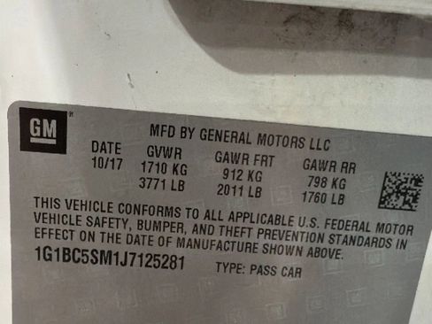 Used 2018 Chevrolet Cruze LS image 28