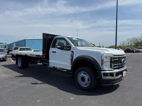 New 2026 Ford F550 2WD Regular Cab Super Duty image 1