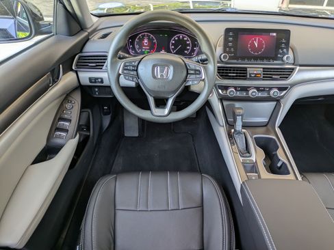Used 2019 Honda Accord LX image 16