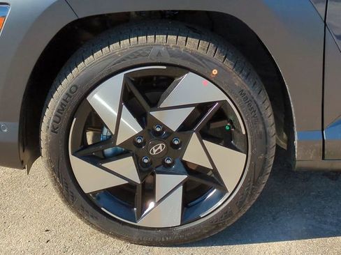 New 2026 Hyundai Kona Limited FWD image 11