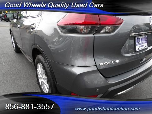 Used 2020 Nissan Rogue SV AWD/4WD image 9