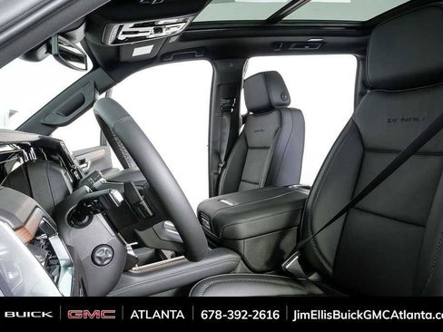 New 2026 GMC Yukon XL Denali w/ Sun & Power Step Package AWD/4WD image 5