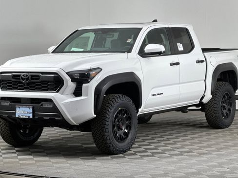 New 2025 Toyota Tacoma TRD Off-Road image 8