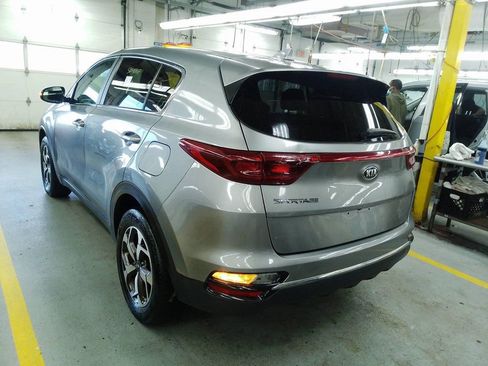 Used 2020 Kia Sportage LX w/ LX Popular Package image 4