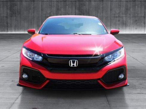 Used 2018 Honda Civic Sport image 8