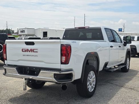 Used 2024 GMC Sierra 2500 Pro w/ Convenience Package AWD/4WD image 5