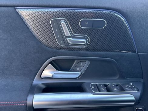 New 2026 Mercedes-Benz GLA 35 AMG 4MATIC image 12
