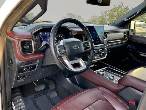 Certified 2024 Ford Expedition Limited image 14