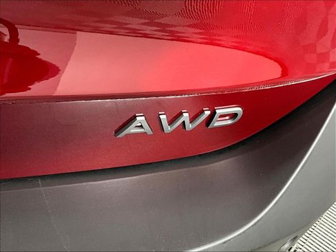 Certified 2025 Nissan Kicks SV w/ SV Premium Package AWD/4WD image 24