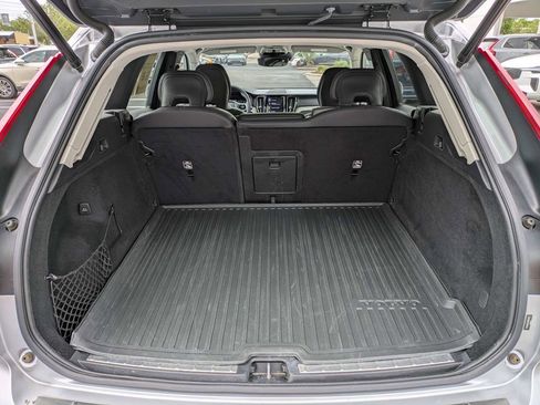 Used 2021 Volvo XC60 T5 Inscription w/ Protection Package Premier AWD/4WD image 13