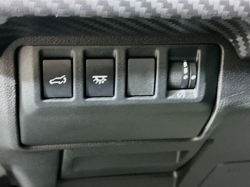 Used 2025 Subaru Ascent Premium image 17