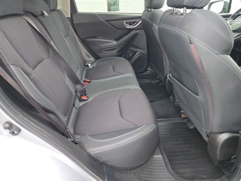 Used 2020 Subaru Forester Premium image 9