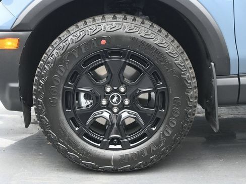 New 2026 Ford Bronco Sport Outer Banks w/ Sasquatch Outer Banks Package AWD/4WD image 19