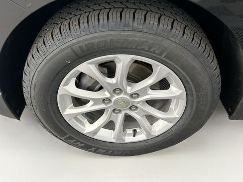 Used 2021 Chevrolet Equinox LT image 11