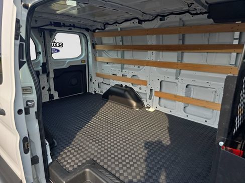 Used 2024 Ford Transit 250 Low Roof w/ Exterior Upgrade Package RWD image 11