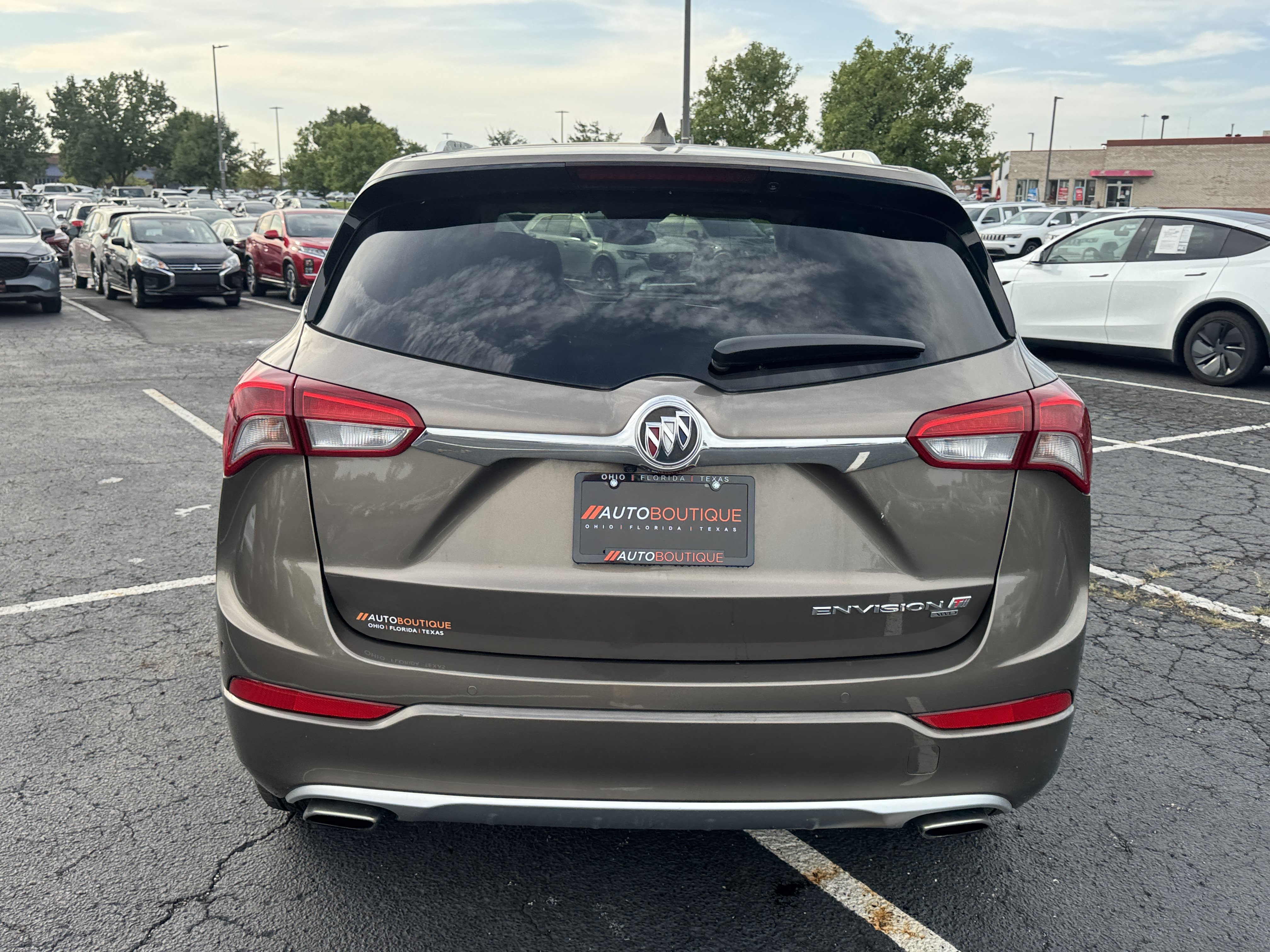 Used 2019 Buick Envision Premium AWD/4WD image 12