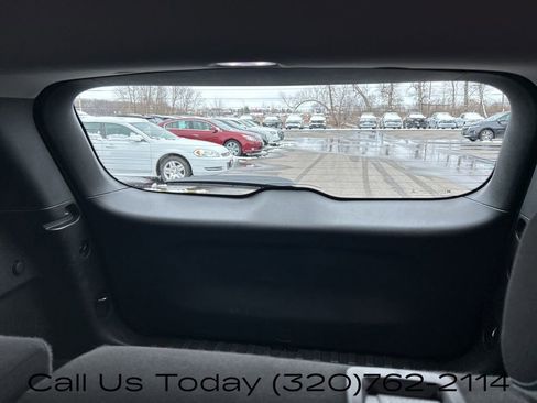 Used 2018 Chevrolet Equinox LS image 35