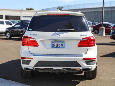 Used 2014 Mercedes-Benz GL 550 4MATIC image 5