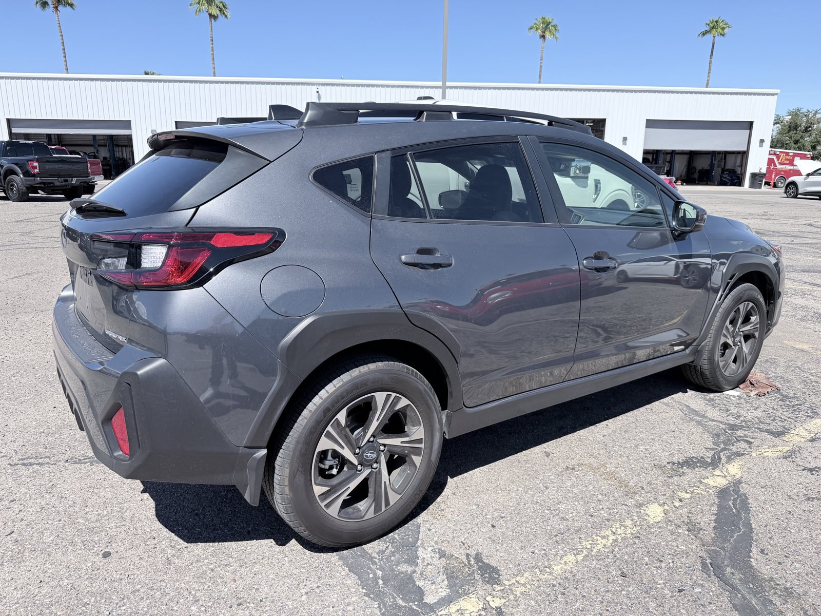 Used 2024 Subaru Crosstrek 2.0i Premium AWD/4WD image 3