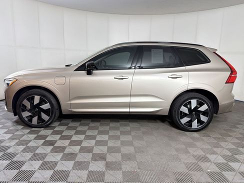 Used 2025 Volvo XC60 T8 Plus w/ Protection Package Premier AWD/4WD image 2
