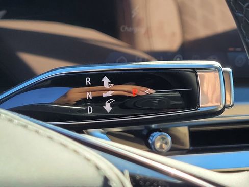 New 2026 Cadillac Lyriq Signature Luxury w/ Nappa Leather Package image 21