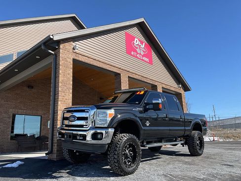 Used 2013 Ford F250 Lariat w/ Chrome Pkg image 27