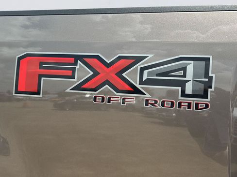 Certified 2022 Ford F250 King Ranch w/ King Ranch Ultimate Package AWD/4WD image 35