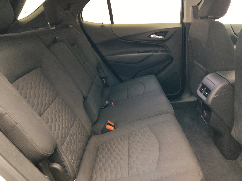 Used 2018 Chevrolet Equinox LT FWD image 19
