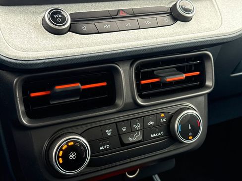 Used 2023 Ford Maverick XLT image 25