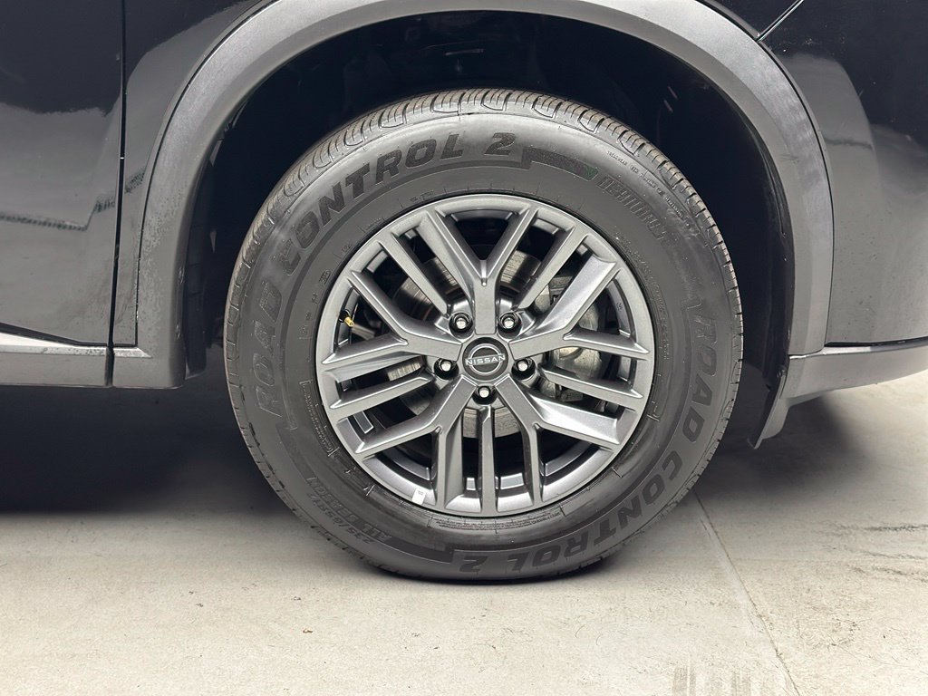 Used 2024 Nissan Rogue S AWD/4WD image 39