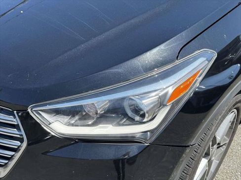 Used 2018 Hyundai Santa Fe AWD w/ SE Ultimate Tech Package 03 image 7