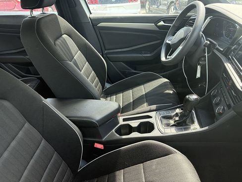 Used 2023 Volkswagen Jetta Sport image 5