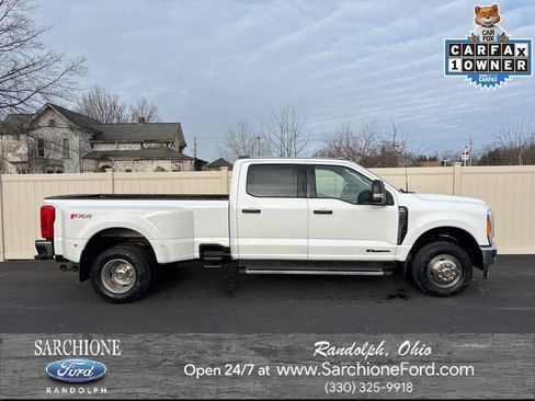 Used 2023 Ford F350 XLT image 1